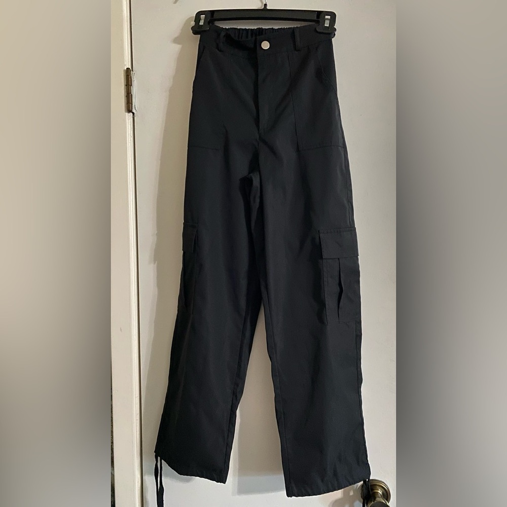 X.W.Z. Girls Black Cargo Pants - Picture 1 of 12